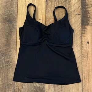 Athleta 38D/DD Black Tankini Swim Top with Built-in Bra